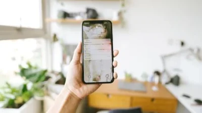 Transformasi Layar Vertikal: Cara Ubah Keterbatasan Smartphone Jadi Karya lewat Micro-Storytelling