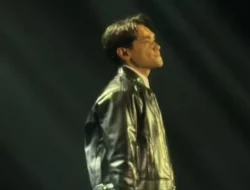 Mengharukan, Afgan Kenang Vidi Aldiano di Konser Retrospektif: Sampai Jumpa Lagi Ya!
