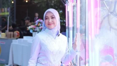 Pesta Ulang Tahun Moana Tanpa Teuku Ryan, Ria Ricis Ungkap Alasan di Balik Batal Undang Teuku Ryan ke Ultah Anak, Ria Ricis: Besok Bapaknya Mau Bikin Acara Sendiri
