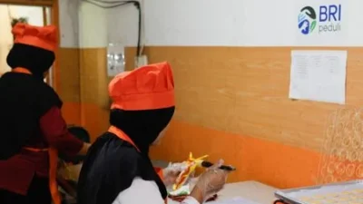 Transformasi Ekonomi Perempuan: Program AURA BRI Peduli Perkuat Kapasitas Usaha Kelompok Usaha Wanita di Bogor