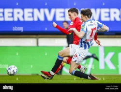 Duel Sengit di Abe Lenstra: Heerenveen vs Twente, Perebutan Poin Perdana Eredivisie